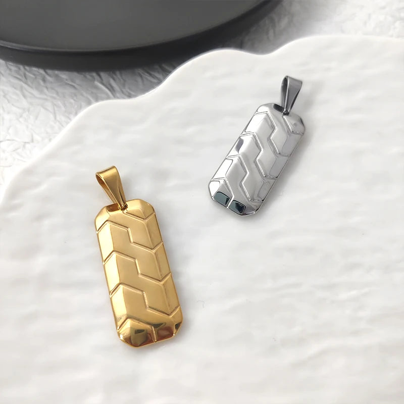 Classic Tire Pattern Pendant